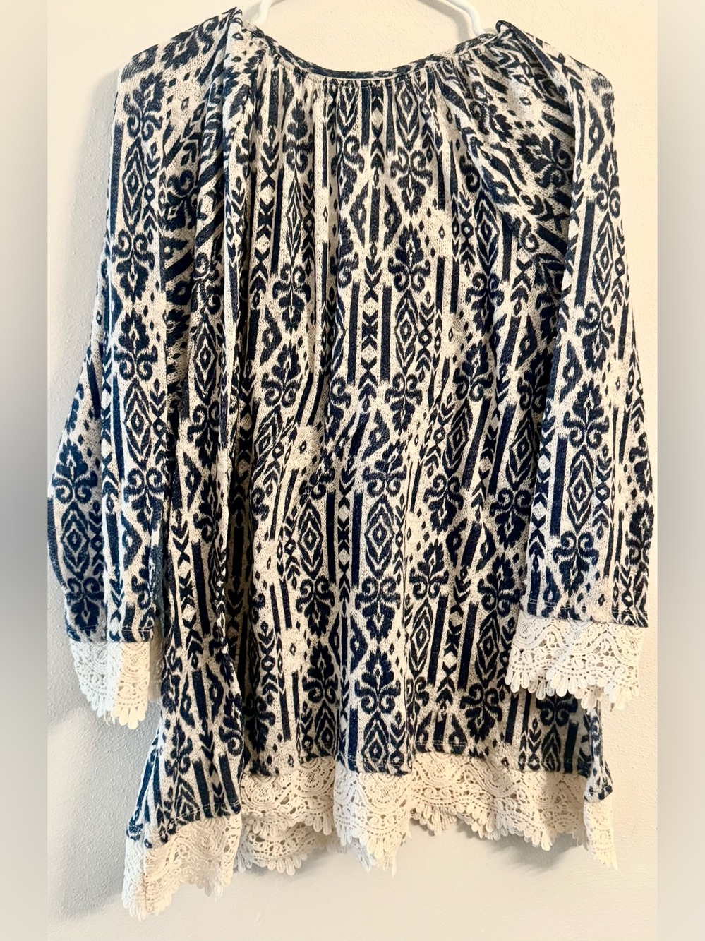 Style & Co Blue Ikat Crochet Trim Peasant Top XXL - Picture 3 of 7